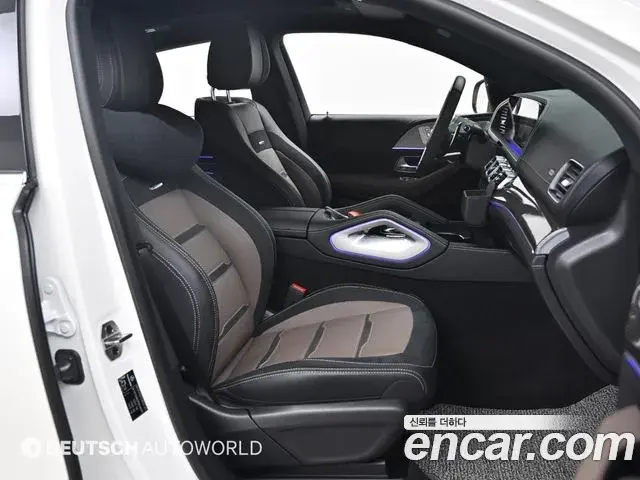 Mercedes-Benz GLE-Class 2023 — Photo 16/20