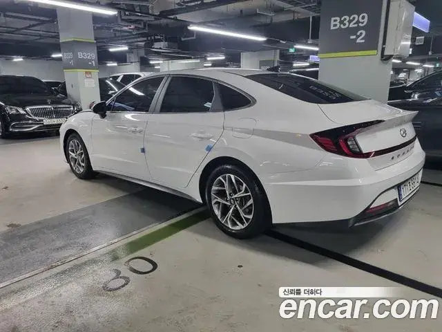 Hyundai Sonata Hybrid 2021 — ფოტო 5/20