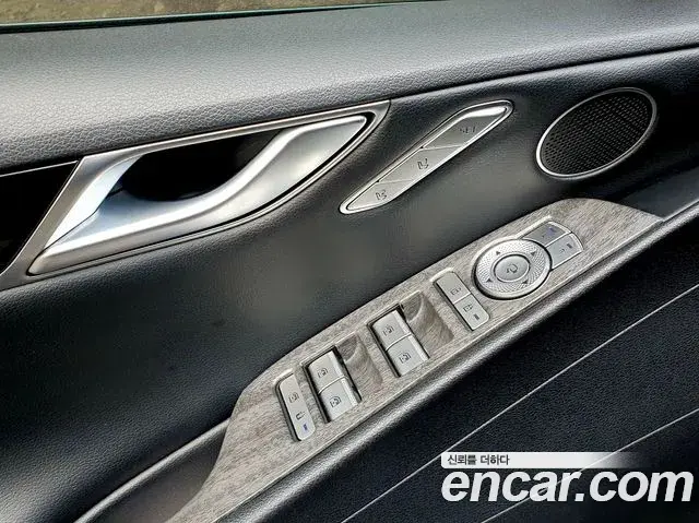 Genesis G80 2022 — Şəkil 14/20