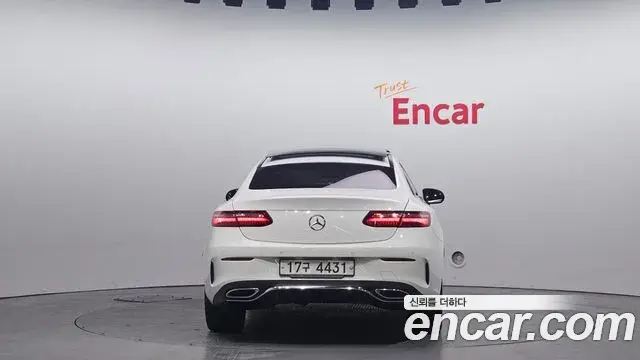 Mercedes-Benz E-Class 2018 — Фото 4/20