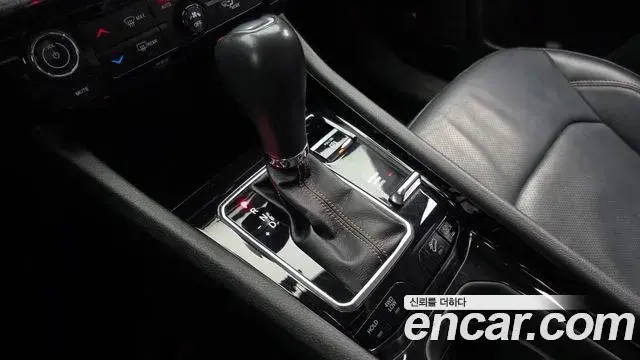 Jeep Compass 2022 — Photo 19/20