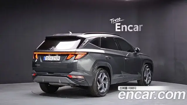 Hyundai Tucson Hybrid 2021 — Photo 17/20