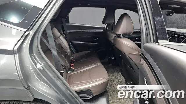 Hyundai Tucson Hybrid 2021 — Photo 14/20
