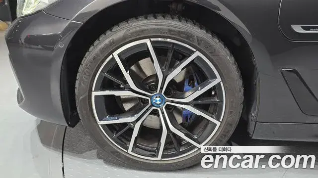 BMW 5 Series 2023 — Şəkil 5/20