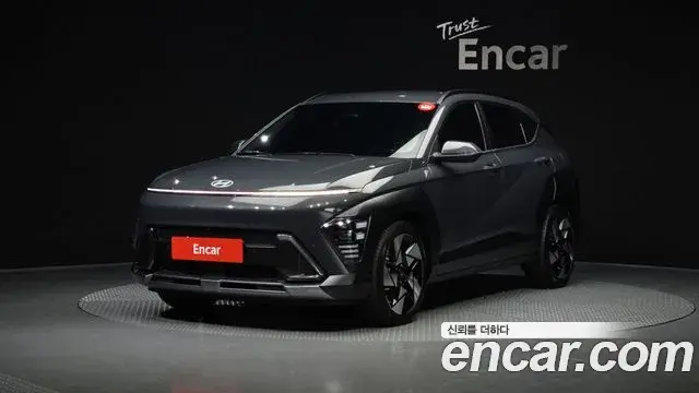 Hyundai Kona 2024 — Фото 1/20