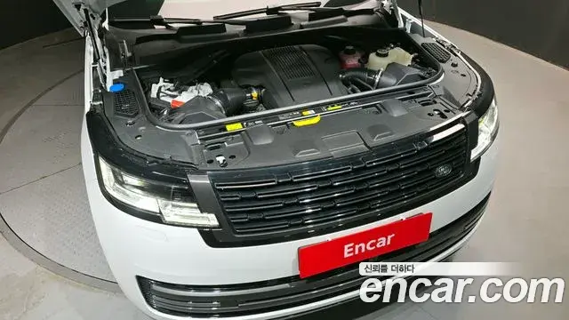 Land Rover Range Rover 2025 — ფოტო 12/20