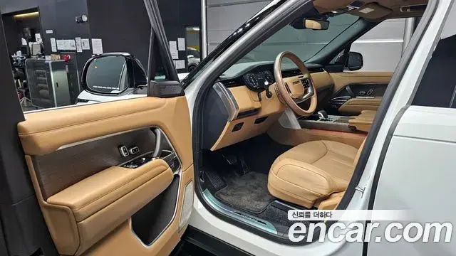 Land Rover Range Rover 2025 — ფოტო 3/20