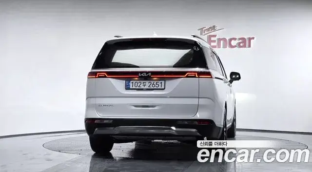 Kia Carnival 2022 — Фото 4/20