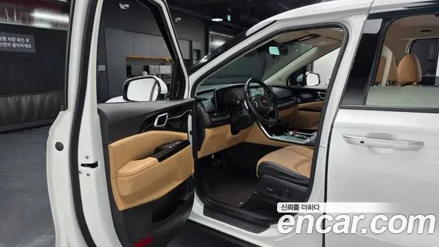 Kia Carnival 2022 — Фото 11/20