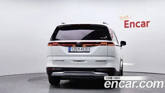 Kia Carnival 2020 — Фото 4/20