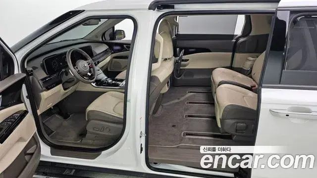 Kia Carnival 2020 — Фото 10/20