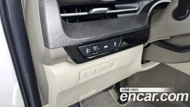 Kia Carnival 2020 — Фото 16/20
