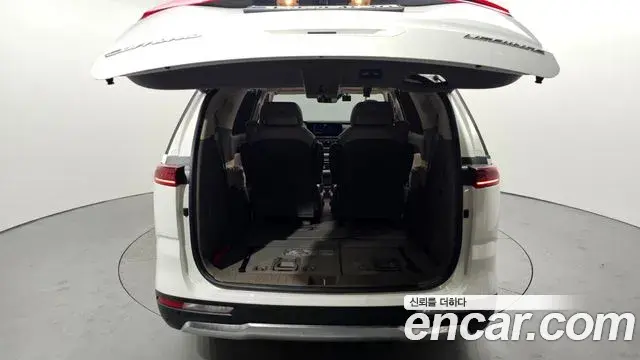 Kia Carnival 2020 — Фото 20/20