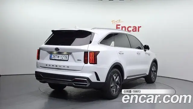 Kia Sorento 2020 — ფოტო 4/20