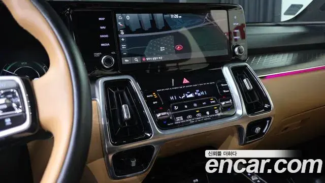 Kia Sorento 2020 — ფოტო 16/20