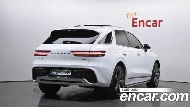 Genesis GV70 2021 — Photo 6/20