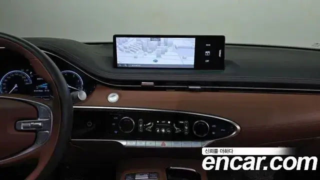 Genesis GV70 2021 — Photo 19/20