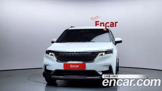 Kia Carnival 2022 — Фото 3/20