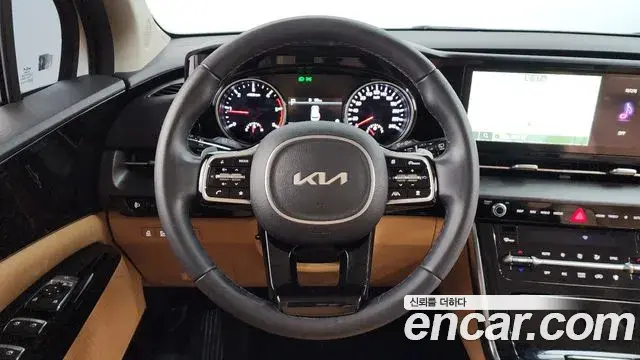 Kia Carnival 2022 — Фото 13/20