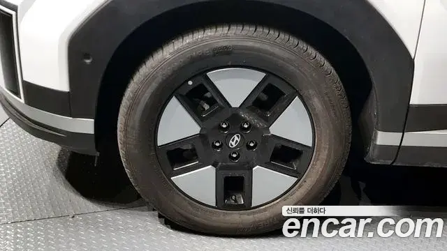 Hyundai Santa Fe 2024 — ფოტო 14/20