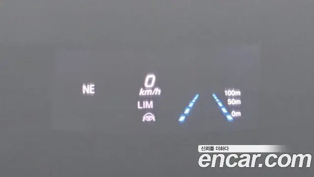 Mercedes-Benz E-Class 2021 — Photo 11/20