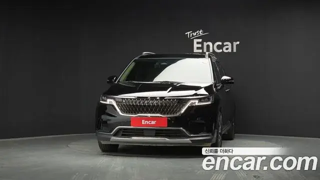 Kia Carnival 2023 — Photo 1/20