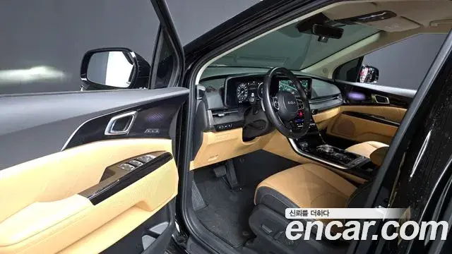 Kia Carnival 2023 — Photo 10/20