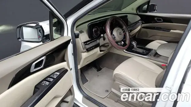 Kia Carnival 2021 — Photo 15/20