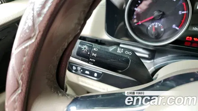 Kia Carnival 2021 — Photo 16/20