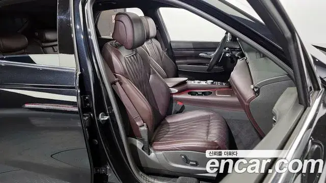 Genesis GV70 2021 — Photo 8/20