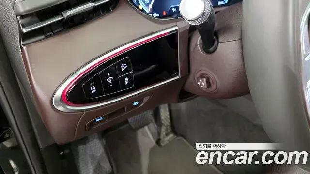 Genesis GV70 2021 — Photo 1/20