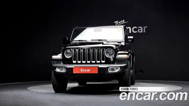 Jeep Wrangler 2021 — ფოტო 17/20