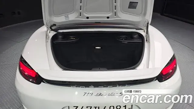 Porsche 718 Boxster 2018 — ფოტო 16/20