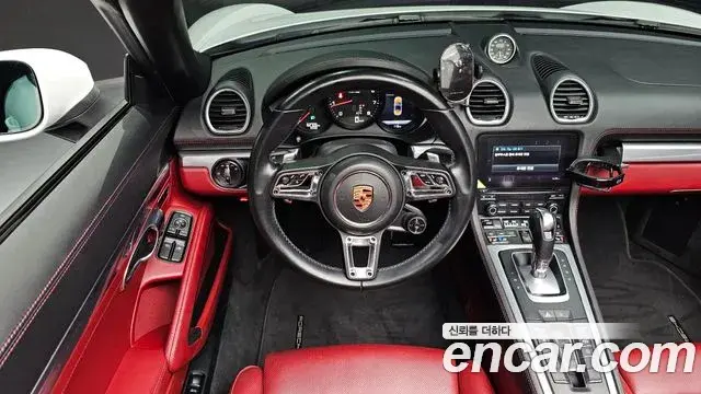Porsche 718 Boxster 2018 — ფოტო 9/20