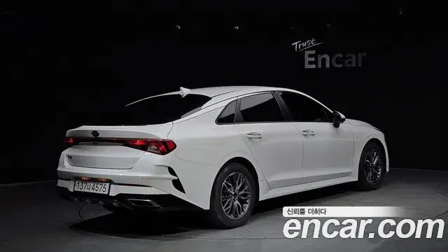 Kia K5 2020 — Photo 1/20