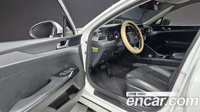 Kia K5 2020 — Photo 10/20