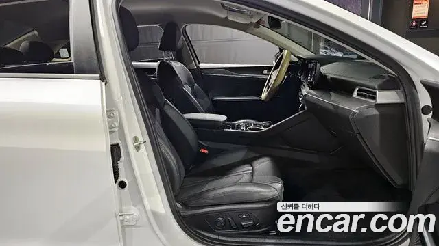 Kia K5 2020 — Photo 14/20