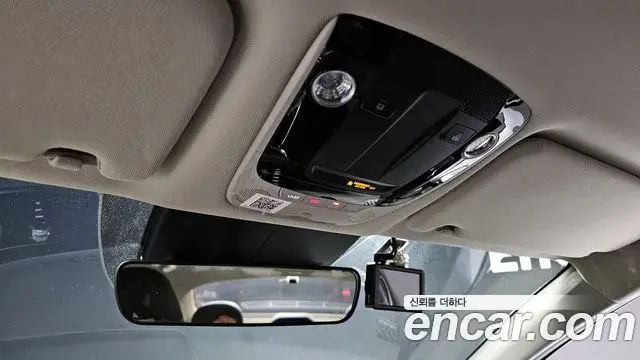 Kia K5 2020 — Photo 8/20
