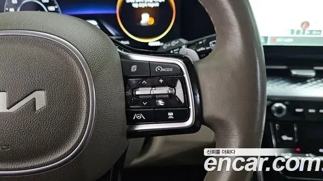 Kia Carnival 2022 — Şəkil 10/20
