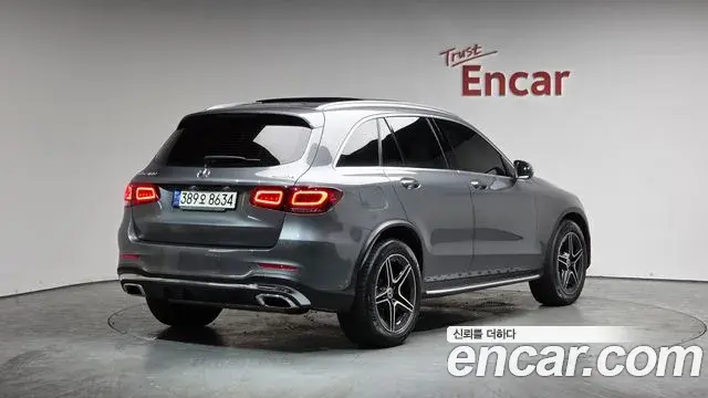 Mercedes-Benz GLC-Class 2021 — Photo 13/20