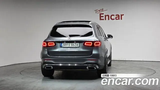 Mercedes-Benz GLC-Class 2021 — Photo 18/20