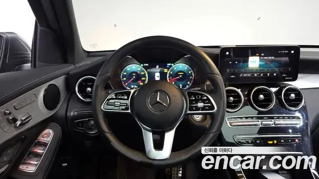 Mercedes-Benz GLC-Class 2021 — Photo 20/20
