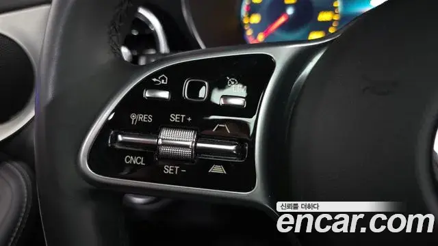 Mercedes-Benz GLC-Class 2021 — Photo 11/20