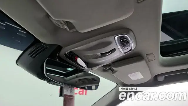 Volvo XC90 2019 — Photo 12/20