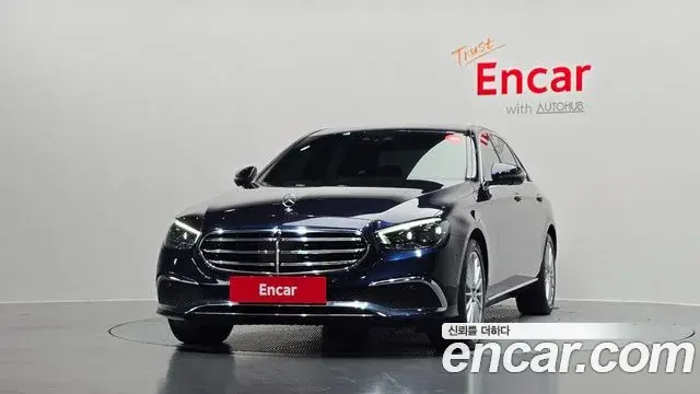 Mercedes-Benz E-Class 2022 — Фото 3/20