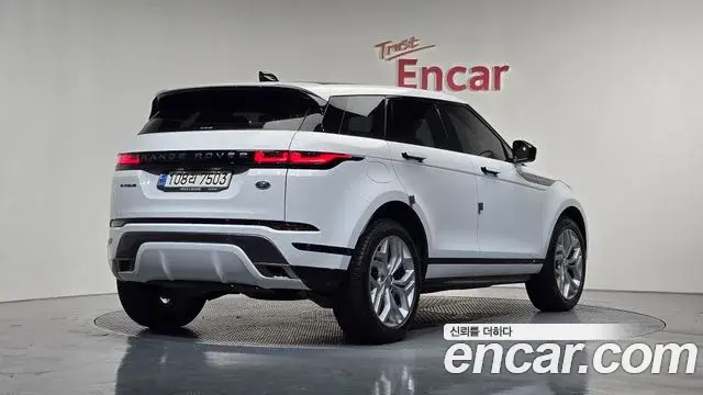 Land Rover Range Rover Evoque 2021 — Photo 11/20