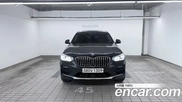 BMW X4 2020 — Şəkil 8/15