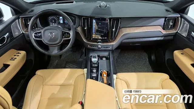 Volvo XC60 2020 — Şəkil 1/20