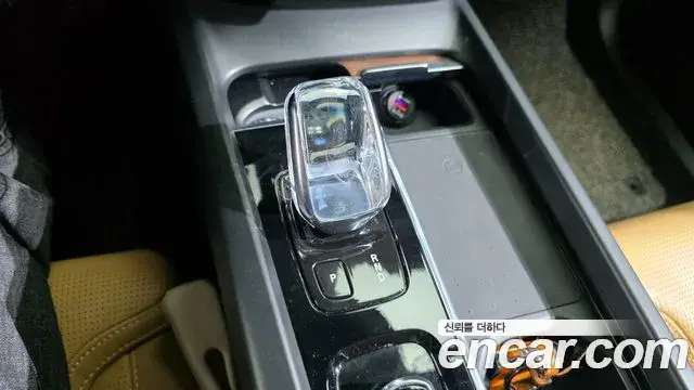Volvo XC60 2020 — Şəkil 6/20