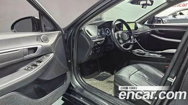 Hyundai Sonata Hybrid 2021 — ფოტო 2/20